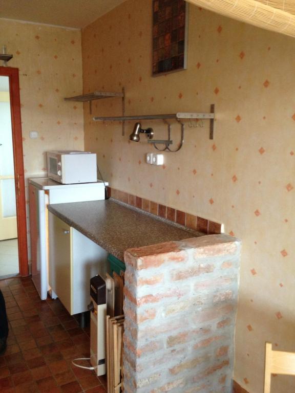 Kosztolanyi Apartmanhaz Balatonfured Bilik gambar