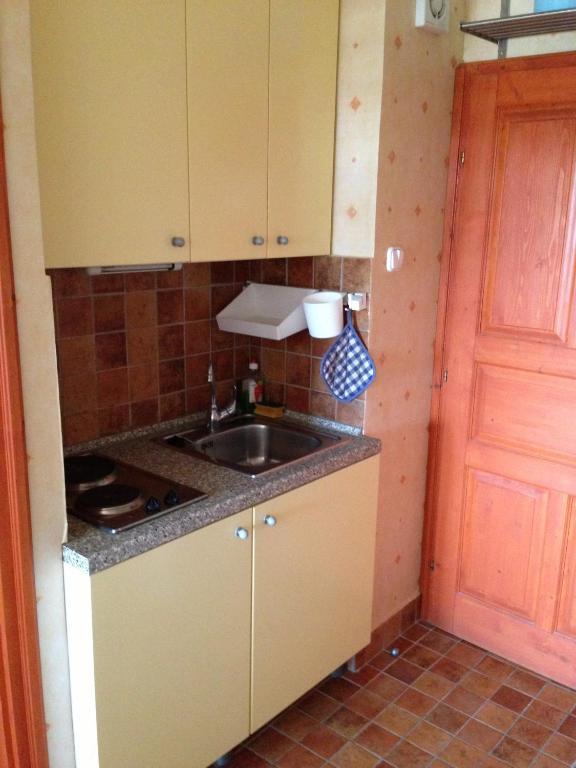 Kosztolanyi Apartmanhaz Balatonfured Luaran gambar